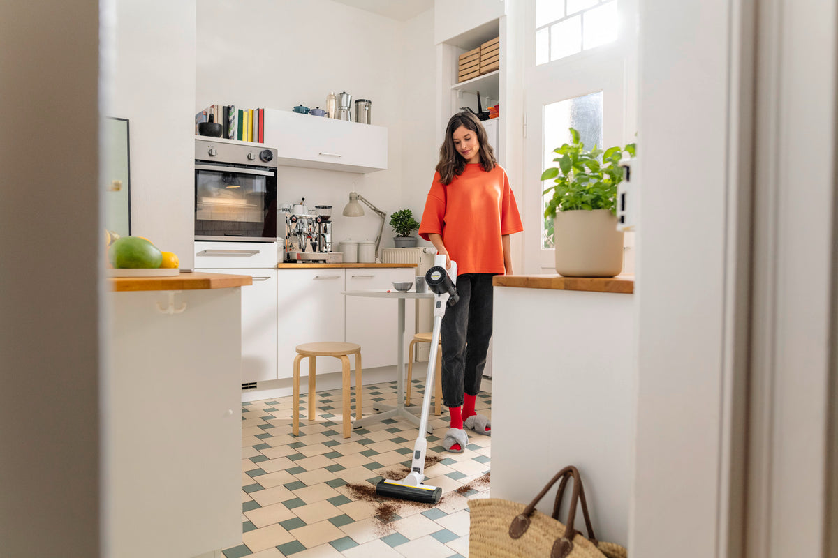 Аккумуляторный пылесос Karcher KVA 2